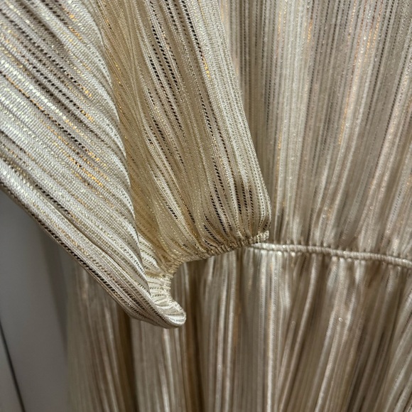 🫧 NWT Lane Bryant Shimmering Shiny Blouse Size 18/20 Color Ivory - Picture 5 of 7